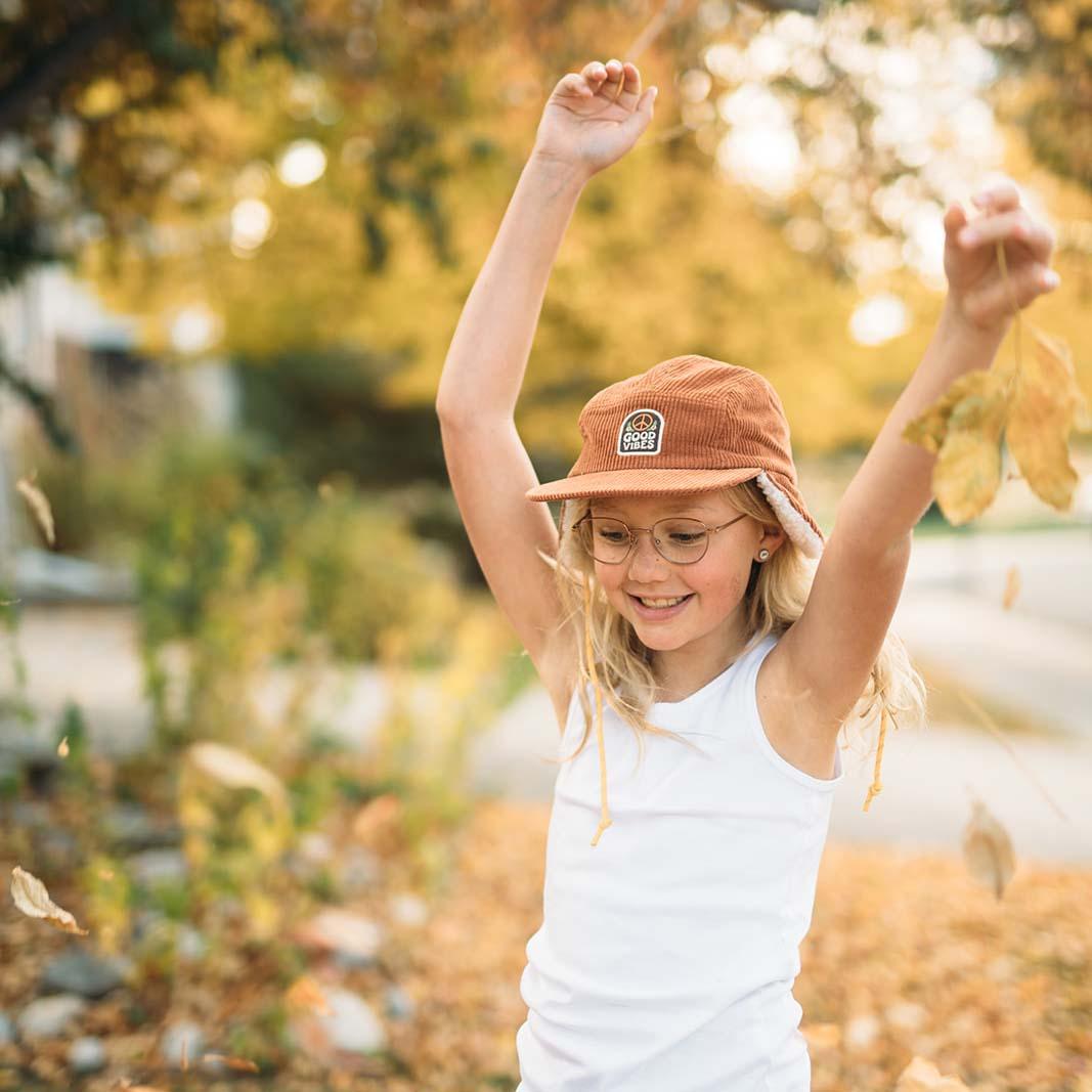 Good Vibes Sherpa Kids Hat - Trek Light