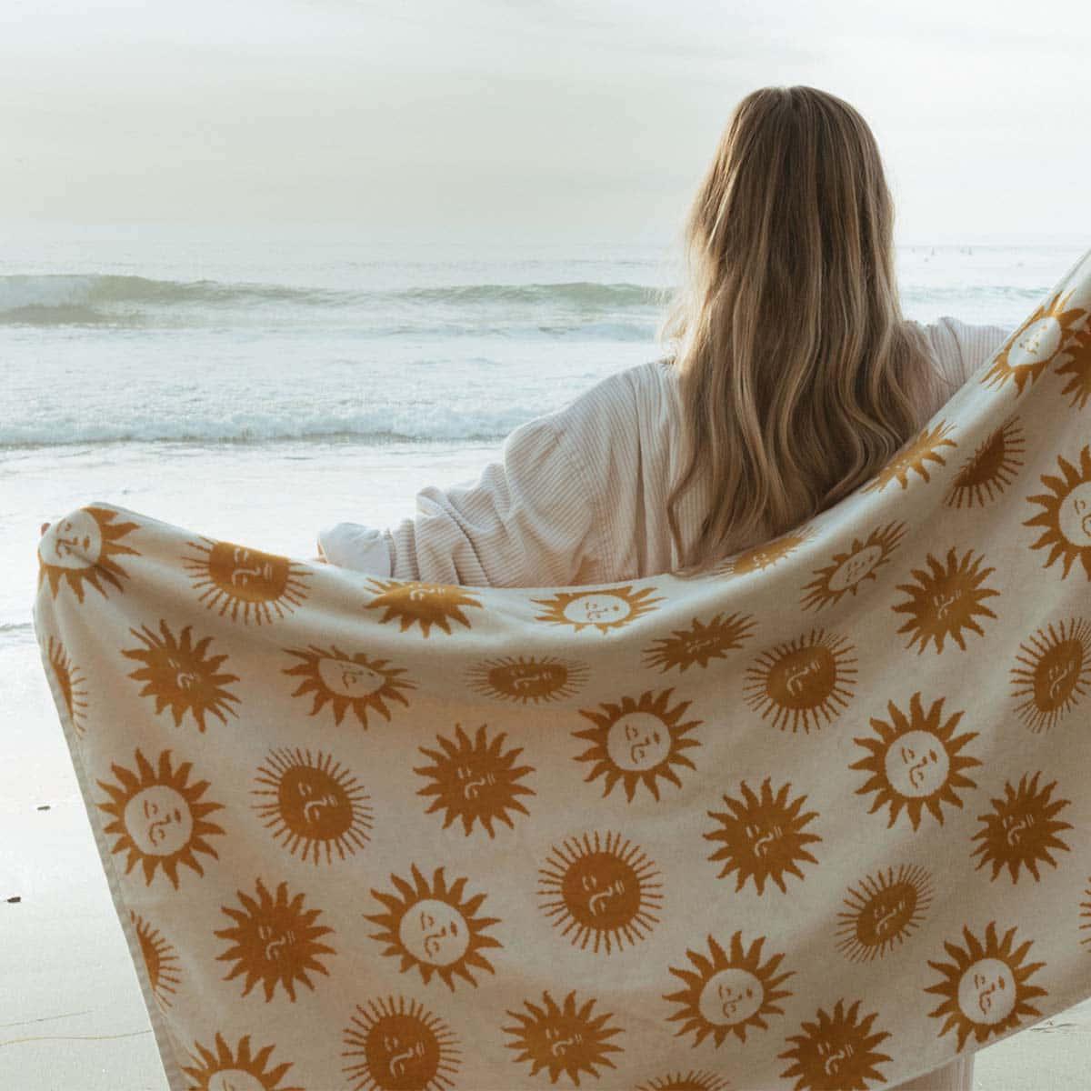 Sunny Bath Towel - Trek Light